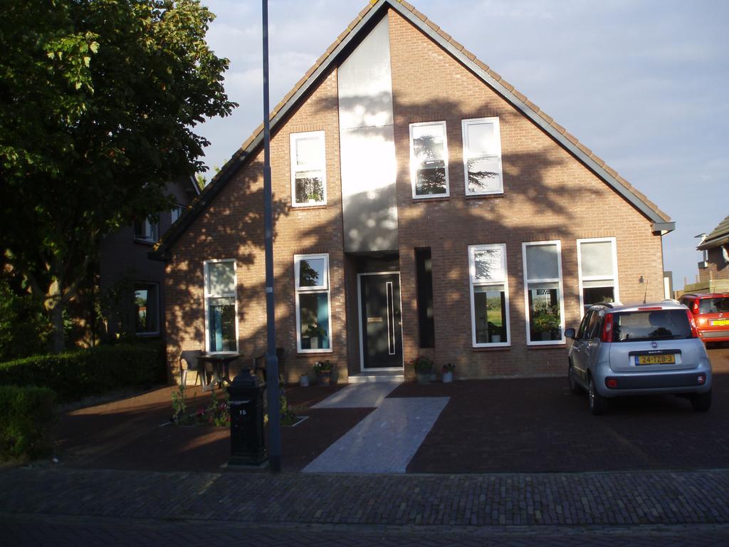 B&B Fam. Tavenier Vrouwenpolder Oda fotoğraf